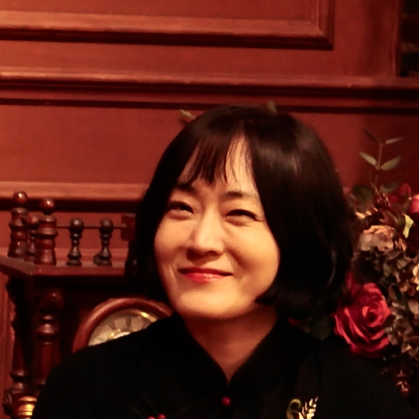 윤유경감독